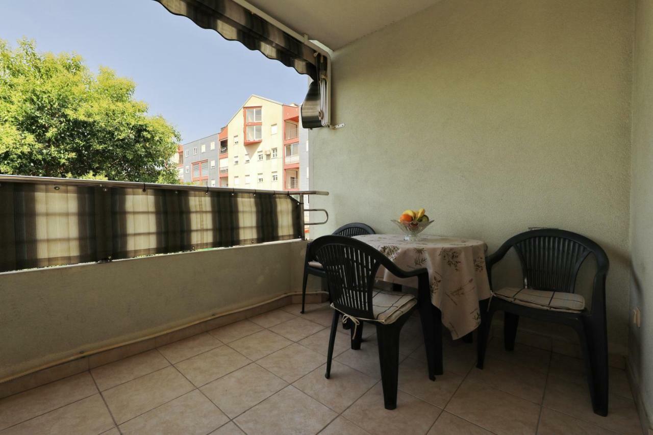 Apartment Toni Zara Esterno foto