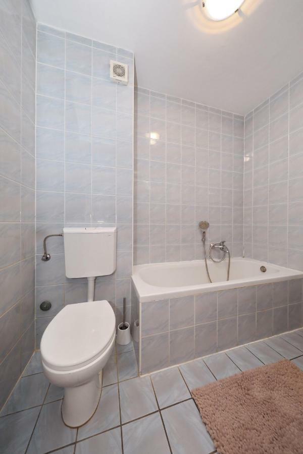 Apartment Toni Zara Esterno foto
